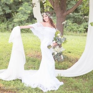 Off-Shoulder,Court Train,A-Line Lace,Wedding Dress